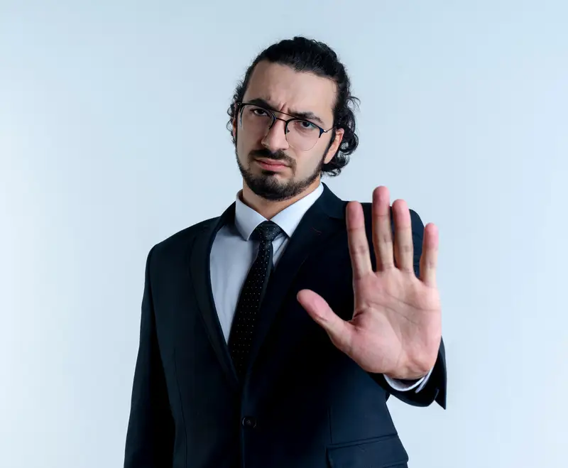 Жителей Марий Эл предупредили о недобросовестных конторах, «списывающих долги»